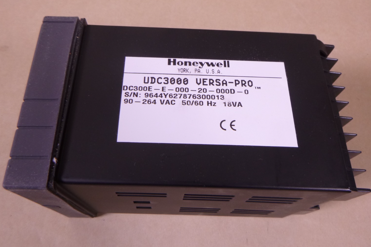Honeywell DC300E-E-000-20-000D-0 Temperature Controller UDC3000 Versa-Pro 18VA | Electrical MRO Replacement Parts &amp; Components and Commercial Electrical Supplies Company