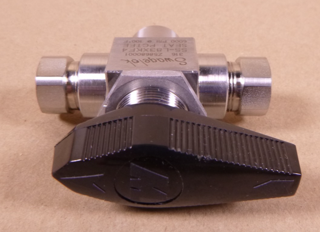 Swagelok SS-L83XKF4 Stainless Steel 316 3-Way Ball Valve 1/4" NPT