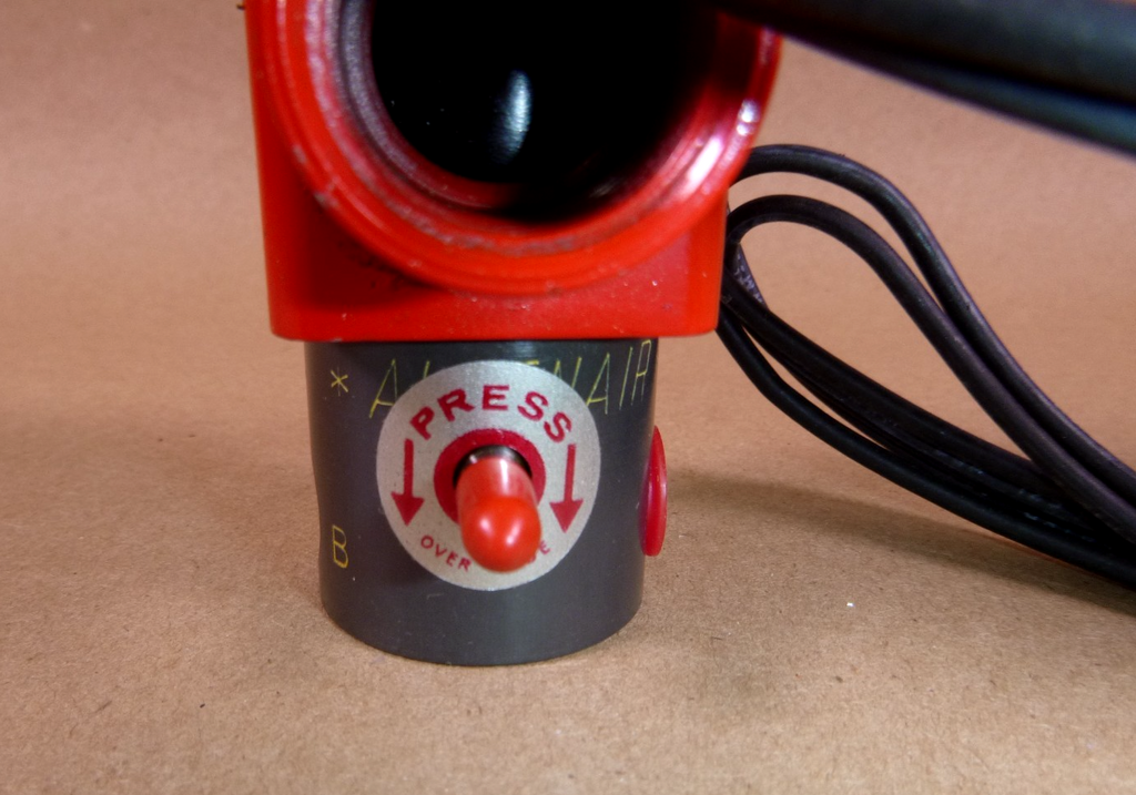 3-Way 120Volt 7Watt 125Psi N.O. Solenoid Valve 1/8 NPT Ports Allenair 30BY8A | Electrical MRO Replacement Parts & Components and Commercial Electrical Supplies Company