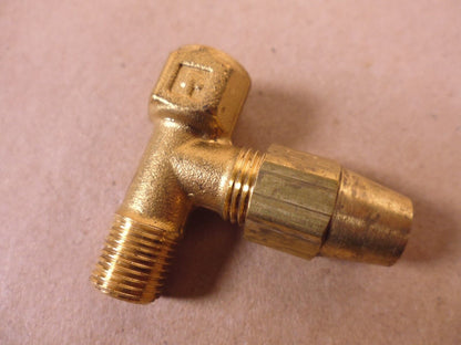 (7 Pack) Parker 176CL-4-2 Compression Fitting 176CL Tee Brass 1/8" NPT | Industrial Replacement Nuts &amp; Bolts Distributor and Machinery Screws &amp; Fasteners Supply