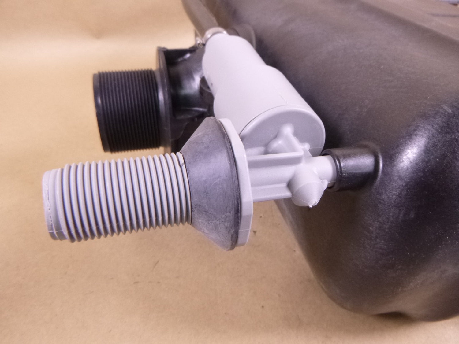 Flushmate 503 Series M-101526-F3H-A Pressure Assist System 1.28 GPF