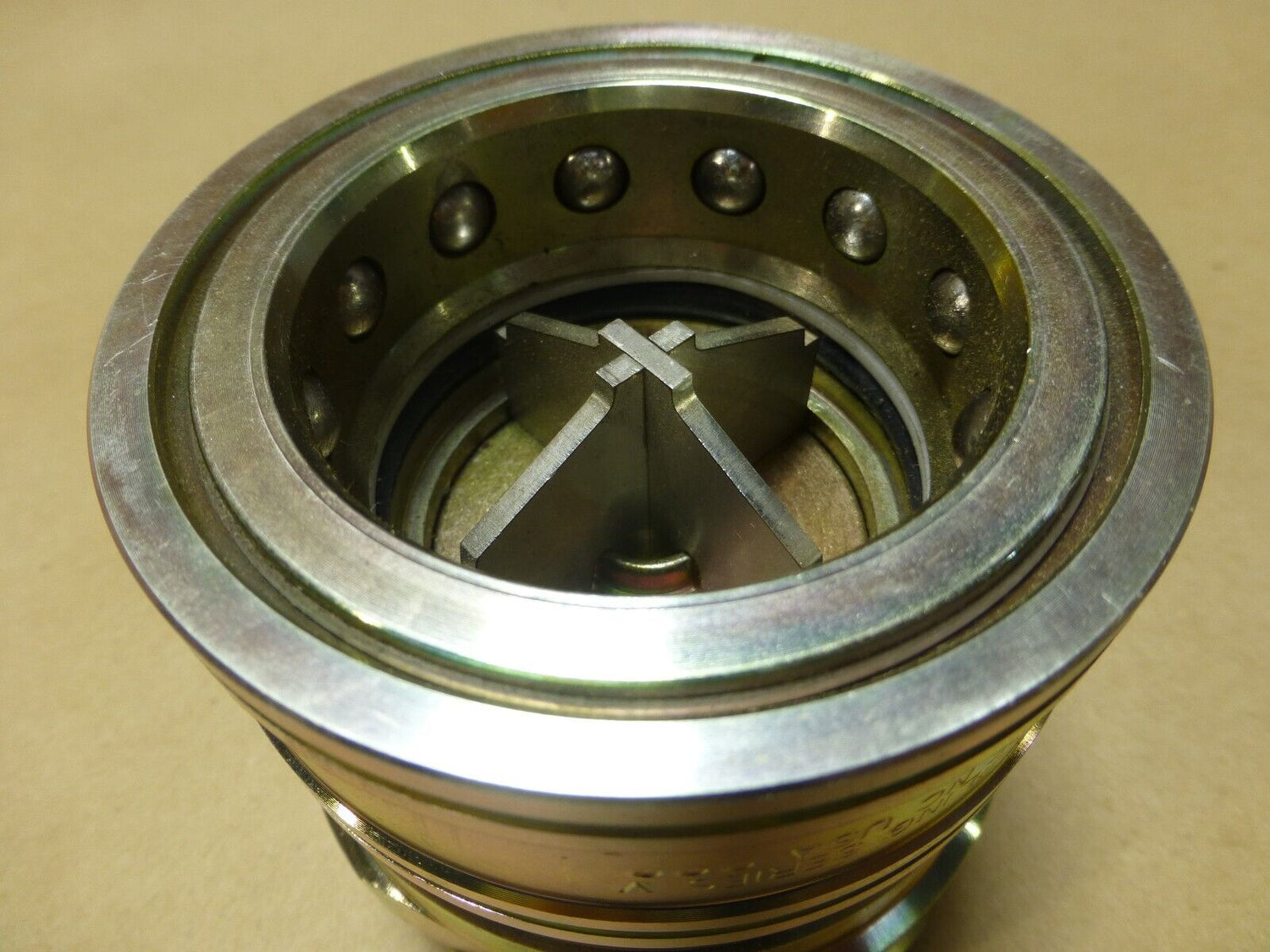 PERFECTING COUPLING SERIES V HYDRAULIC QUICK CONNECT USA , 2-3/8" , 2"NPT | Industrial Replacement Nuts &amp; Bolts Distributor and Machinery Screws &amp; Fasteners Supply