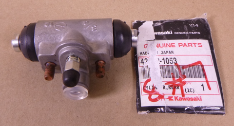 43092-1053 Kawasaki Cylinder Rear Wheel 430921053 Genuine Kawasaki OEM | Replacement Truck Parts, Trailer Accessories, Automobile Supplies, Car Parts & Accessories