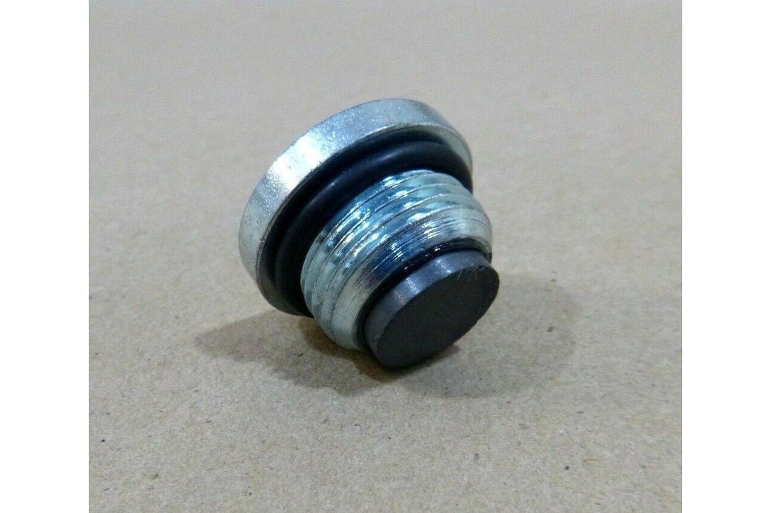 Axle Tech M20 - 1.5 Heavy Duty Magnetic Drain Plug W/ O-Ring E75503428 | Replacement Truck Parts, Trailer Accessories, Automobile Supplies, Car Parts &amp; Accessories
