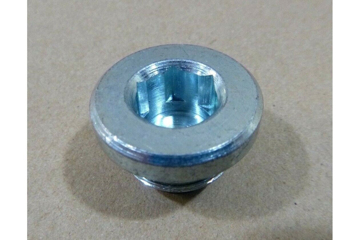 Axle Tech M20 - 1.5 Heavy Duty Magnetic Drain Plug W/ O-Ring E75503428 | Replacement Truck Parts, Trailer Accessories, Automobile Supplies, Car Parts &amp; Accessories