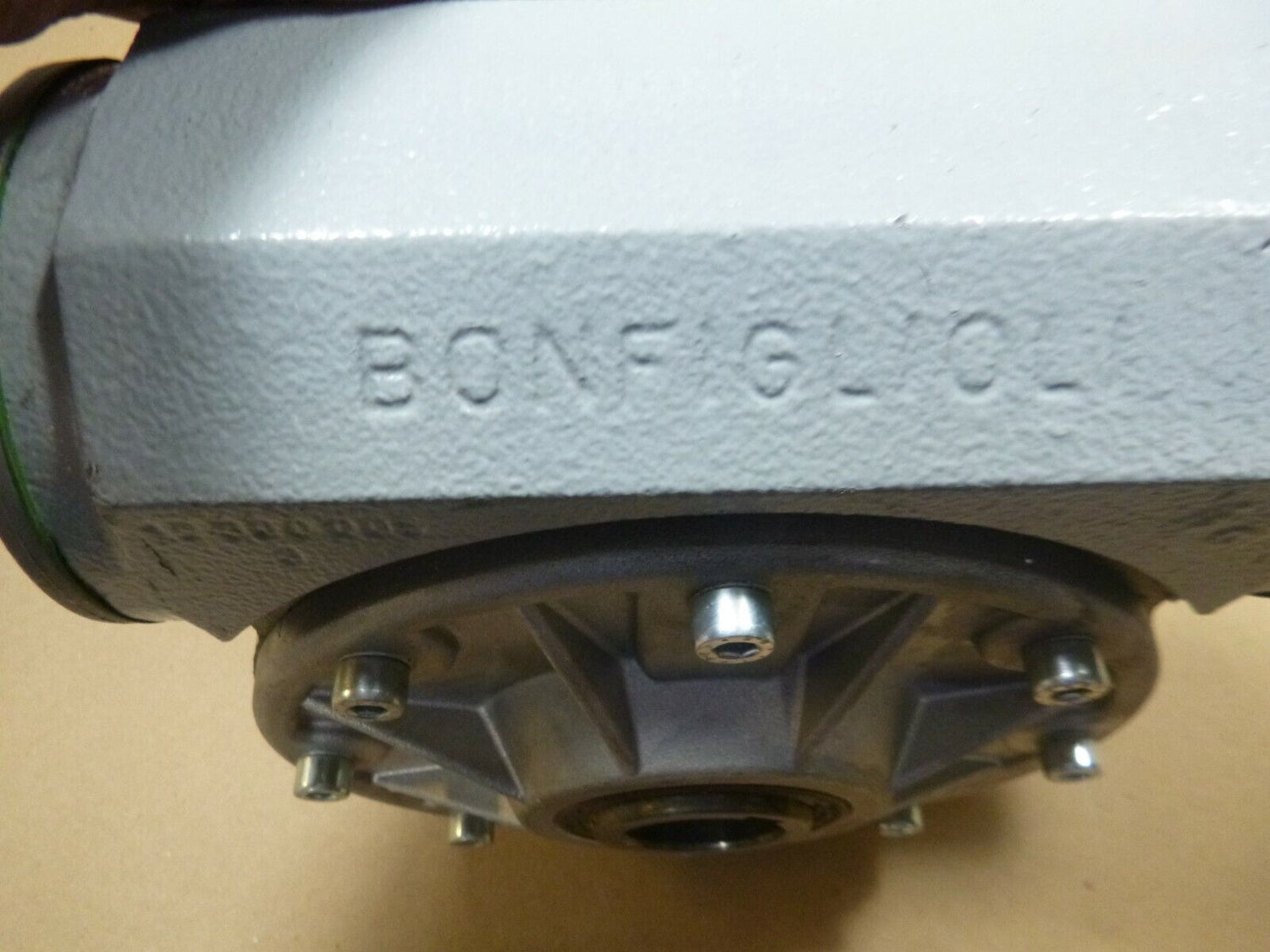 Bonfiglioli VF Series Wormgear Reducer VF86 FC1 15HS B3, 15:1 Ratio Hollow Shaft | Industrial Electric Motors, Pumps &amp; Parts