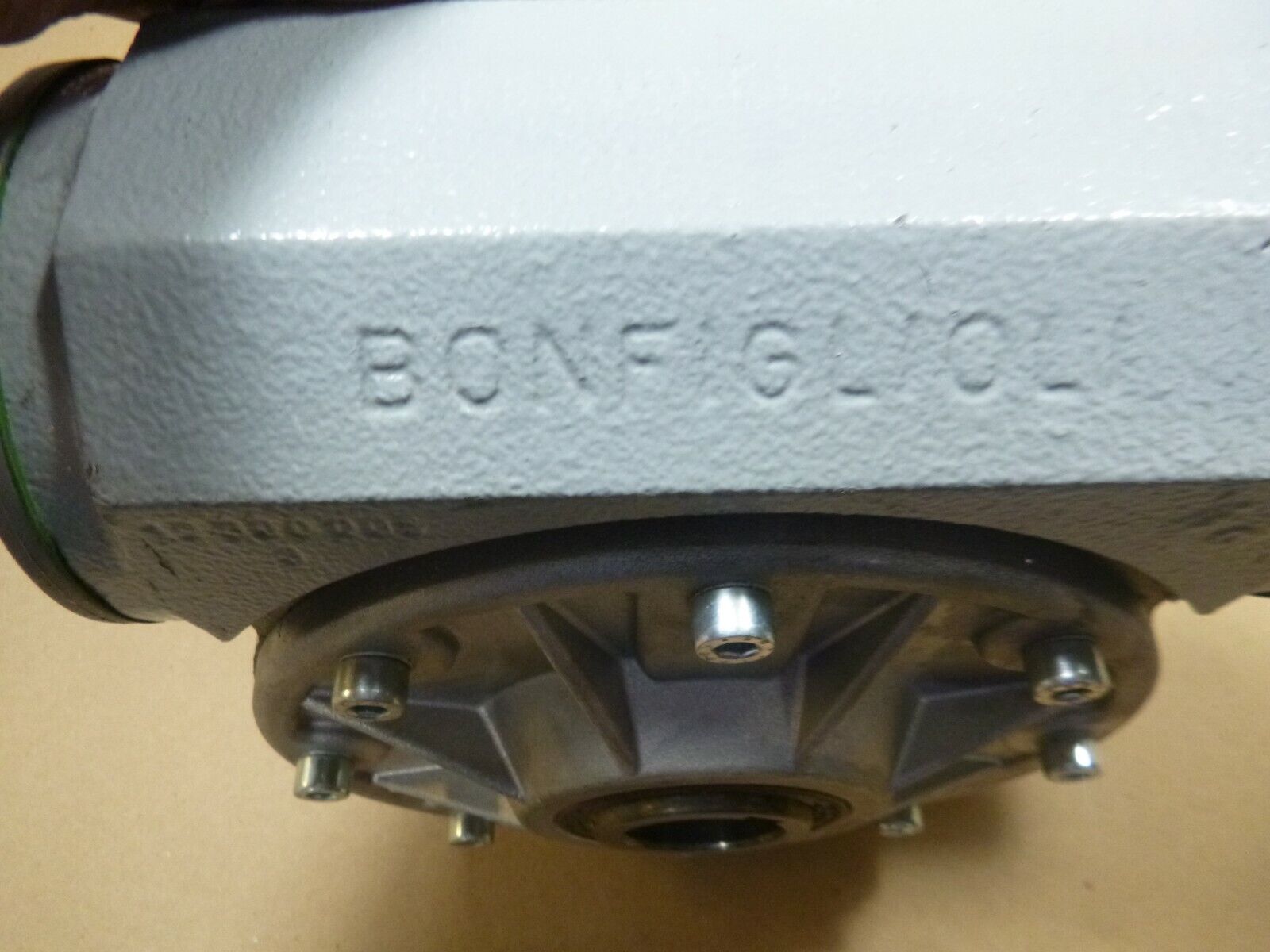 Bonfiglioli VF Series Wormgear Reducer VF86 FC1 15HS B3, 15:1 Ratio Hollow Shaft | Industrial Electric Motors, Pumps &amp; Parts