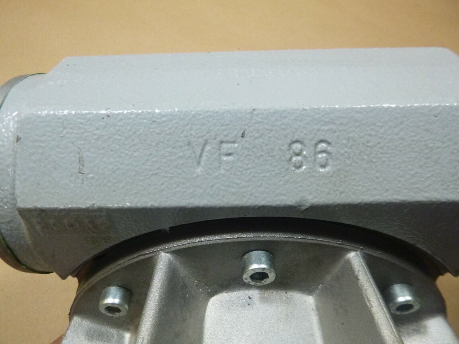 Bonfiglioli VF Series Wormgear Reducer VF86 FC1 15HS B3, 15:1 Ratio Hollow Shaft | Industrial Electric Motors, Pumps &amp; Parts