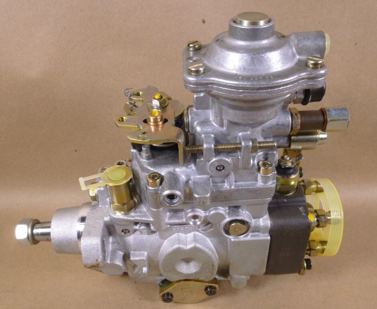 BOSCH Diesel Fuel Injection Pump For Case New Holland 5.0L 0460424274 2852272 | Industrial Tractor Parts Supplier and Surplus Tractor Parts &amp; Accessories