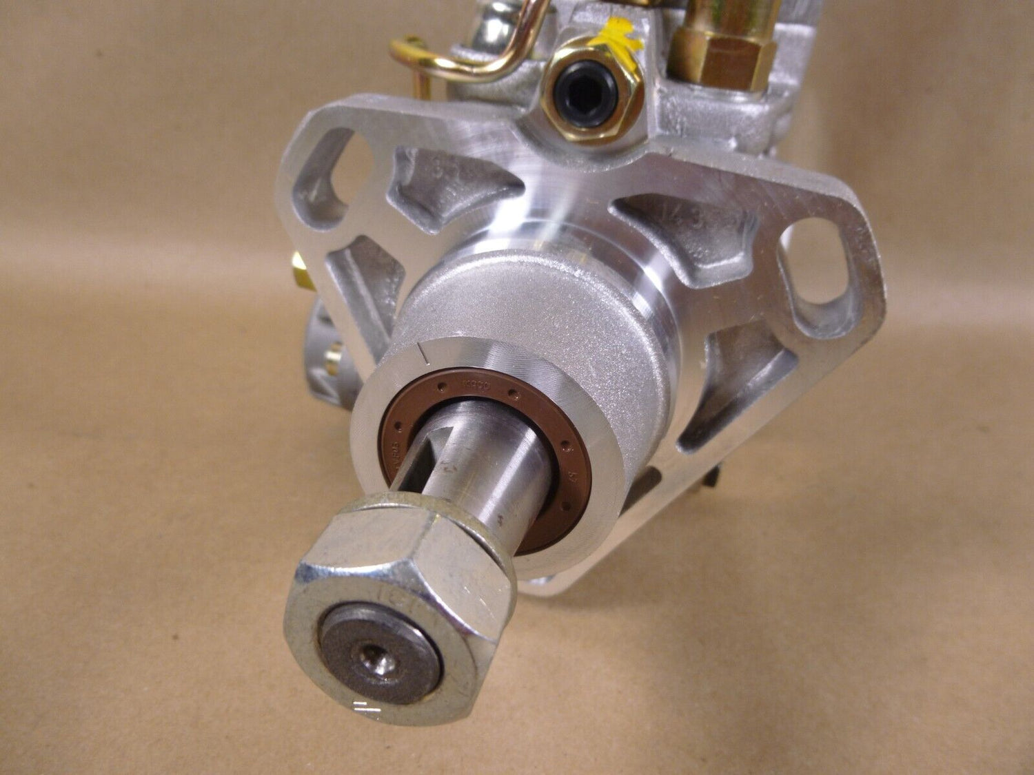BOSCH Diesel Fuel Injection Pump For Case New Holland 5.0L 0460424274 2852272 | Industrial Tractor Parts Supplier and Surplus Tractor Parts &amp; Accessories