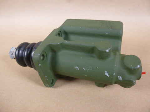 Brake Master Cylinder 2.5 ton Duece M35 M35A2 12368254 , 2530 - 00 - 753 - 9267 - Royal Equipment USGI