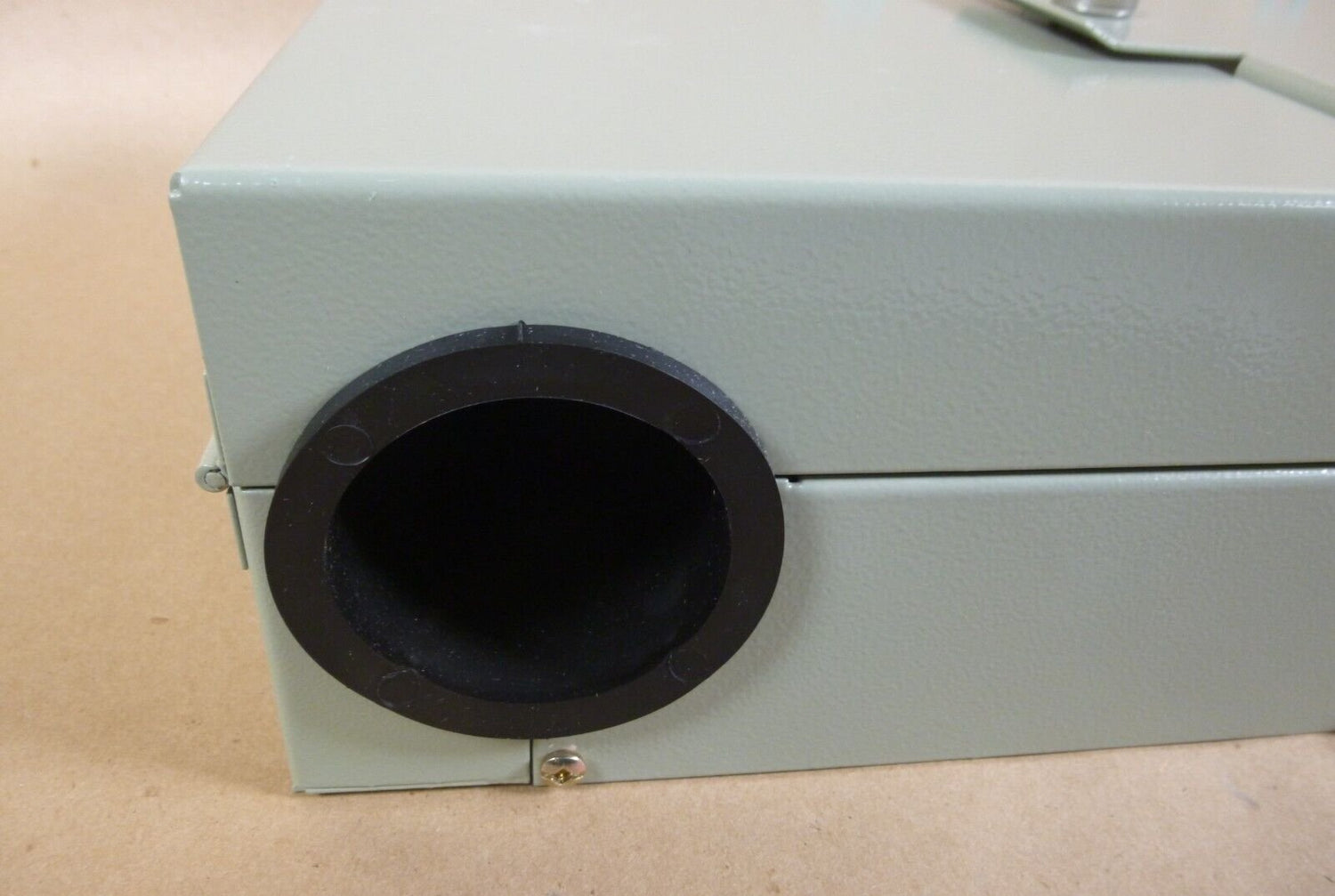 Circa Telecom 1890ECS1-50 50PR Indoor 710 In/66 Out With Cover Splice Chamber | Electrical MRO Replacement Parts &amp; Components and Commercial Electrical Supplies Company