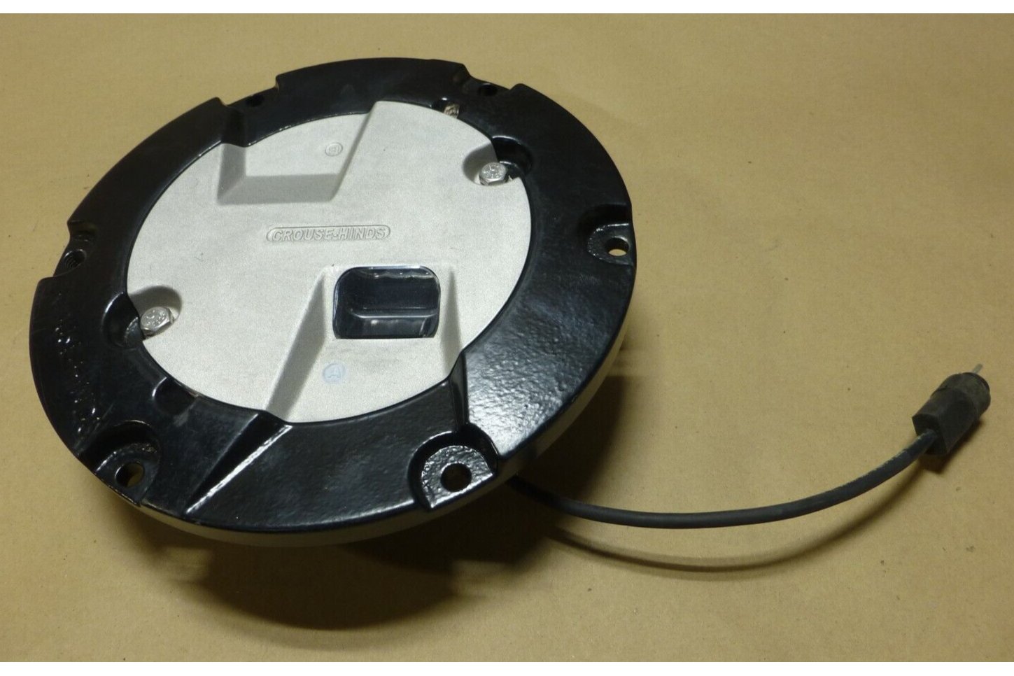 Cooper Crouse-Hinds L-850A Unibody LED Runway Centerline Touchdown Zone 12" / 8" | Electrical MRO Replacement Parts &amp; Components and Commercial Electrical Supplies Company