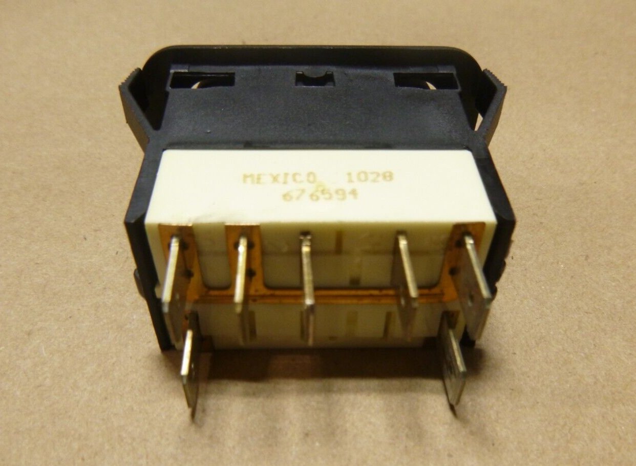 Dana Spicer CTIS Rocker / Toggle Switch Eaton 676594, Navistar 3701476C1 | Replacement Truck Parts, Trailer Accessories, Automobile Supplies, Car Parts &amp; Accessories