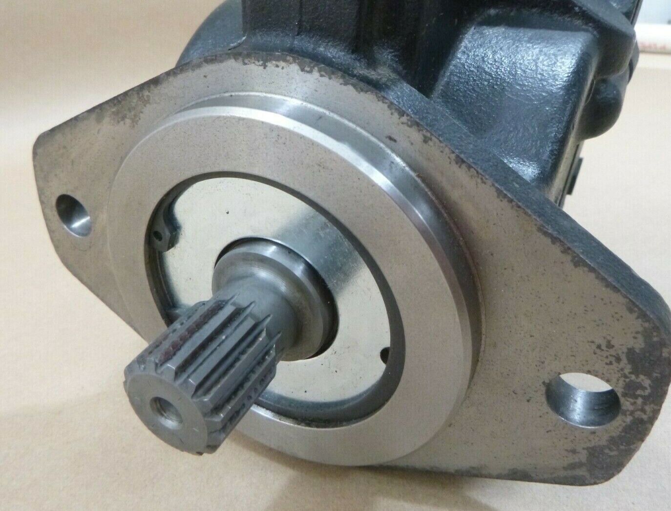 DANFOSS USA KV45 KV SERIES VARIABLE DISPLACEMENT HYDRAULIC DRIVE MOTOR 83020504 | Industrial Electric Motors, Pumps &amp; Parts
