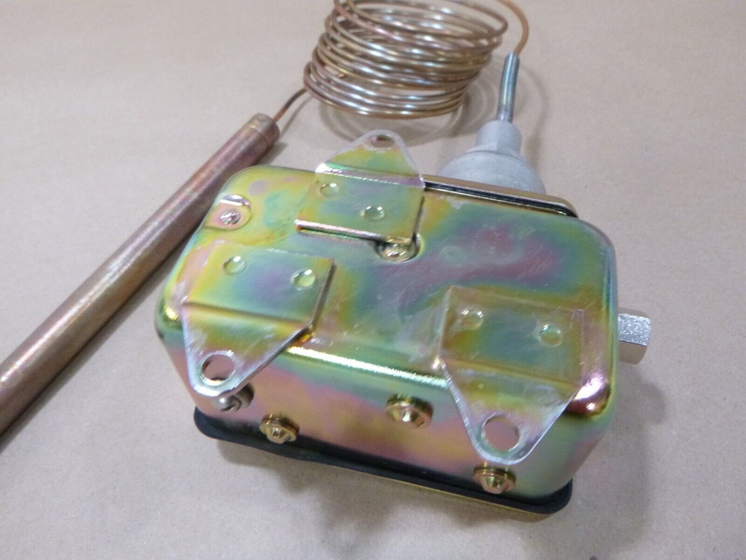 DETROIT SWITCH 222-10 TEMPERATURE CONTROL SWITCH 2221009 , 5930-00-583-2777 | Industrial MRO Replacement Parts, Manufacturing Machine Parts &amp; Components, Heavy Equipment Parts Supplier