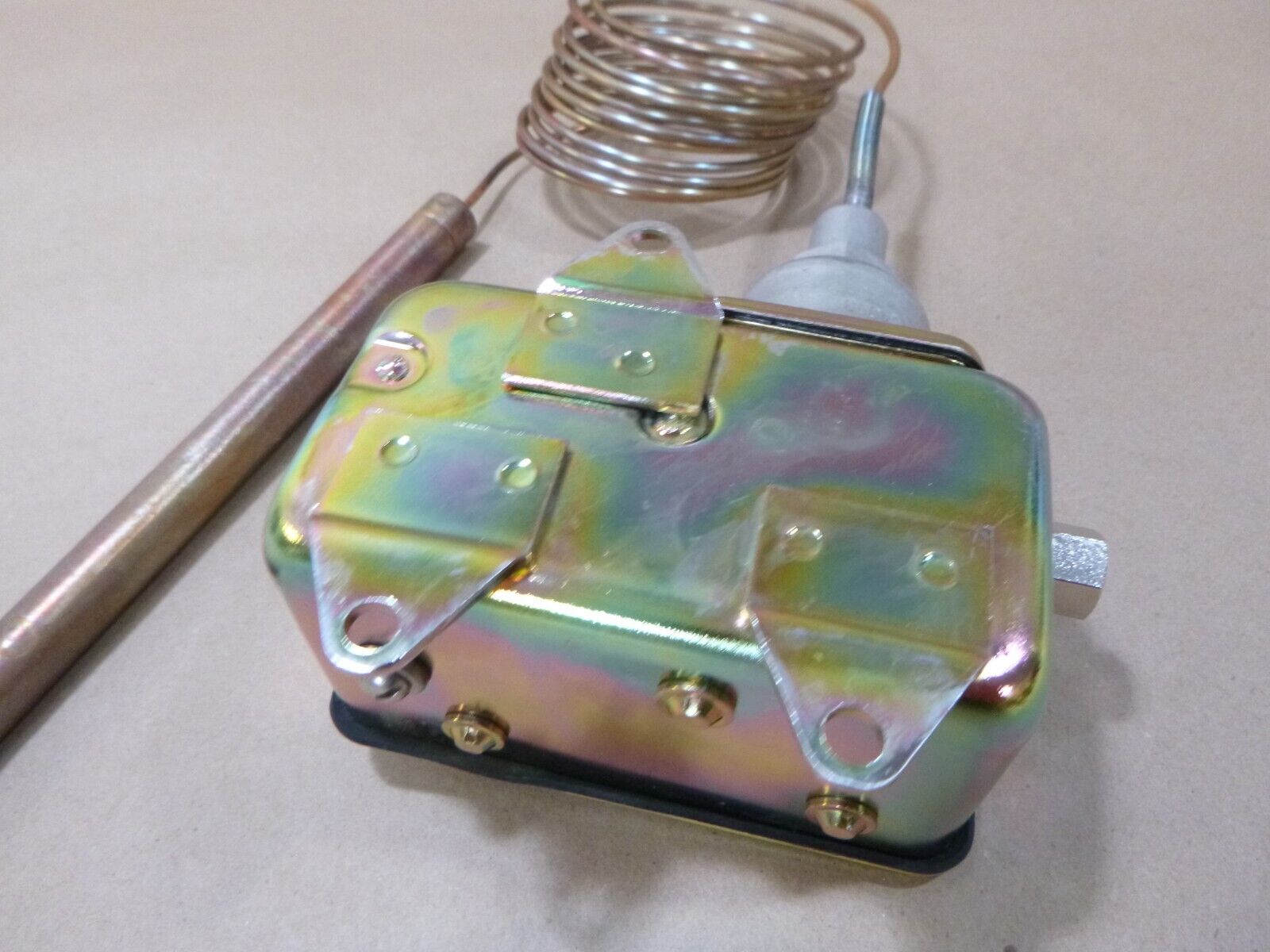 DETROIT SWITCH 222-10 TEMPERATURE CONTROL SWITCH 2221009 , 5930-00-583-2777 | Industrial MRO Replacement Parts, Manufacturing Machine Parts &amp; Components, Heavy Equipment Parts Supplier
