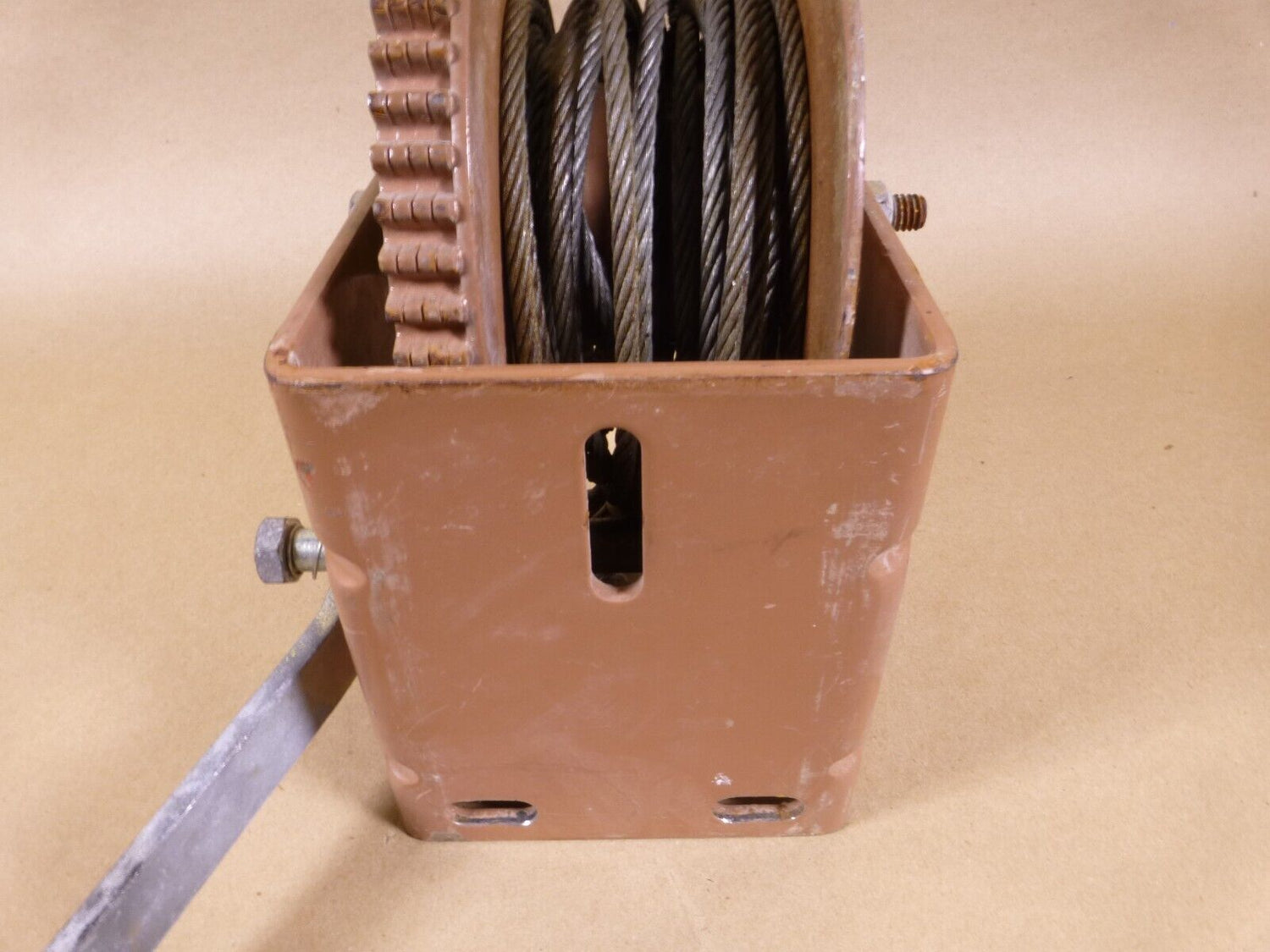 Dutton Lainson DLB1500A Drum Winch Hand Operated 1500lb USA With Rope and Hook | Industrial MRO Tools and Replacement Industrial Equipment Components