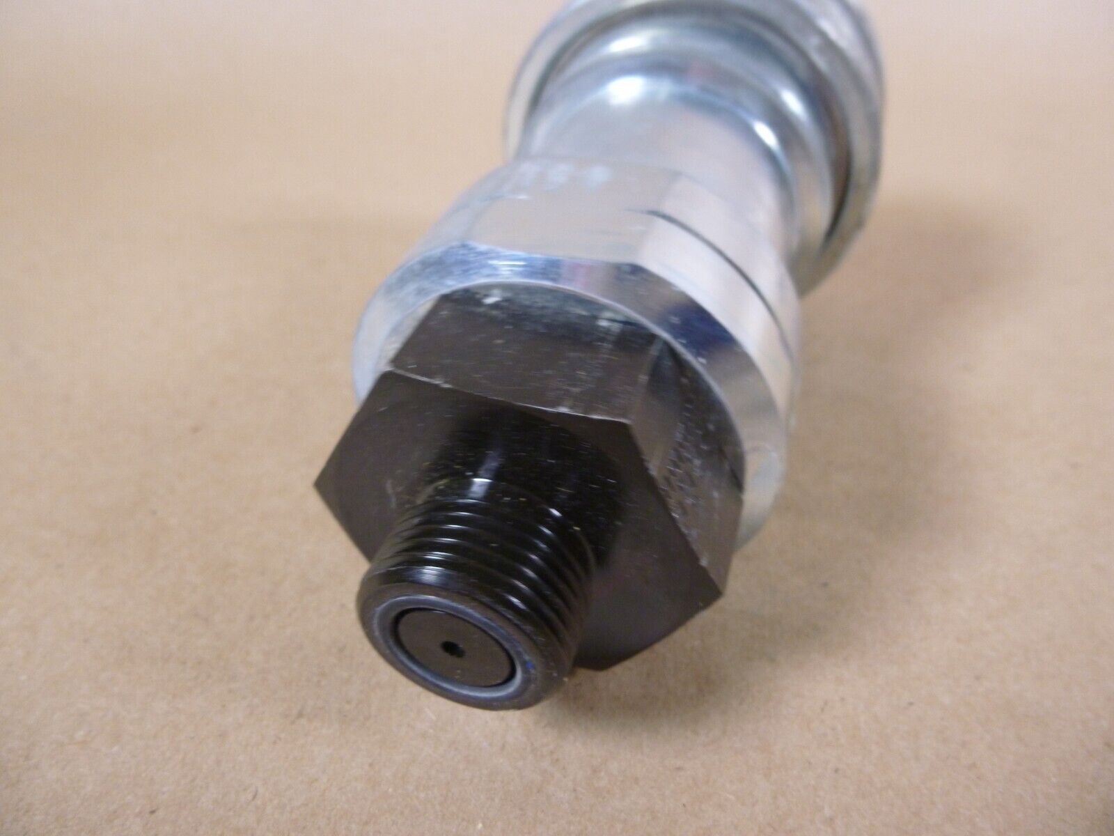 EATON Hydraulic Quick Connect Hose Coupling 1" Female Socket 8HP16 &amp; Plug 8KP16 | Industrial MRO Replacement Parts, Manufacturing Machine Parts &amp; Components, Heavy Equipment Parts Supplier