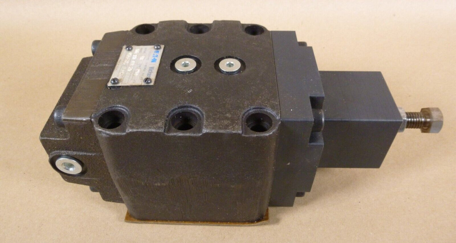 Eaton Vickers RG-10-A3-30 Manual Pressure Control Valve 80 - 250 Psi, RG10A330 | Industrial MRO Replacement Parts, Manufacturing Machine Parts &amp; Components, Heavy Equipment Parts Supplier