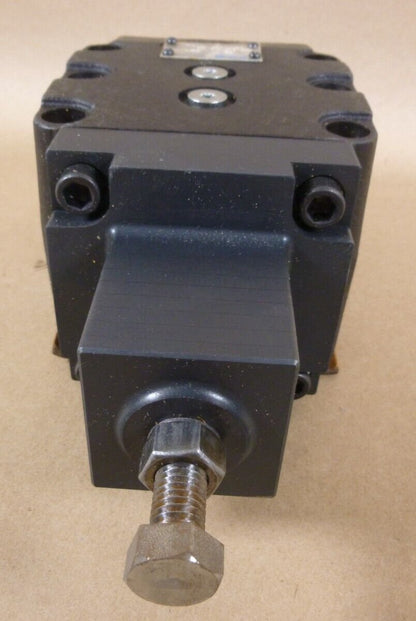 Eaton Vickers RG-10-A3-30 Manual Pressure Control Valve 80 - 250 Psi, RG10A330 | Industrial MRO Replacement Parts, Manufacturing Machine Parts &amp; Components, Heavy Equipment Parts Supplier