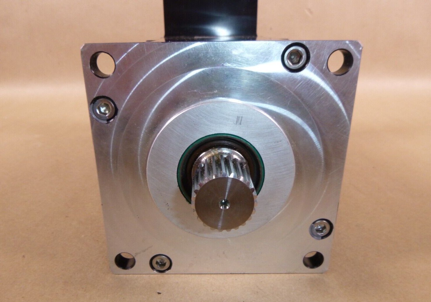 Exlar Servo Motor SLM115-XXXS-UD2-258-45-XH-XM, 400 Volt 4500 Rpm Spline Shaft | Industrial Electric Motors, Pumps &amp; Parts