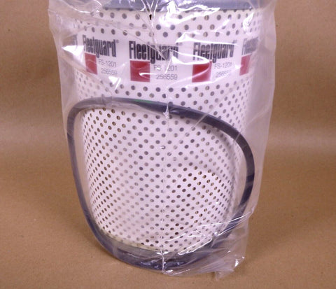 Fleetguard Fuel Water Seperator Filter Element Cummins 256559 - Royal Equipment Fleetguard