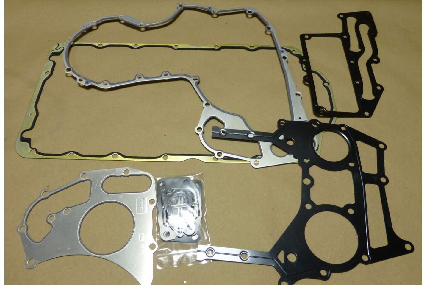 FOR BOBCAT T3571 T3571L TELEHANDLER ENGINE BOTTOM JOINT AND GASKET SET 6912019 | Industrial Tractor Parts Supplier and Surplus Tractor Parts &amp; Accessories