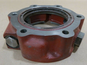 FULLER 20208 REAR BEARING COVER ASSEMBLY RT - 11610 RT - 8608L TRANS 10409 - 5 - 94 CASE - Royal Equipment FULLER