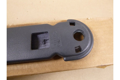 Genuine GM 2002 Chevrolet Avalanche Split Bench Seat Center Buckle 88940112 | Replacement Truck Parts, Trailer Accessories, Automobile Supplies, Car Parts &amp; Accessories