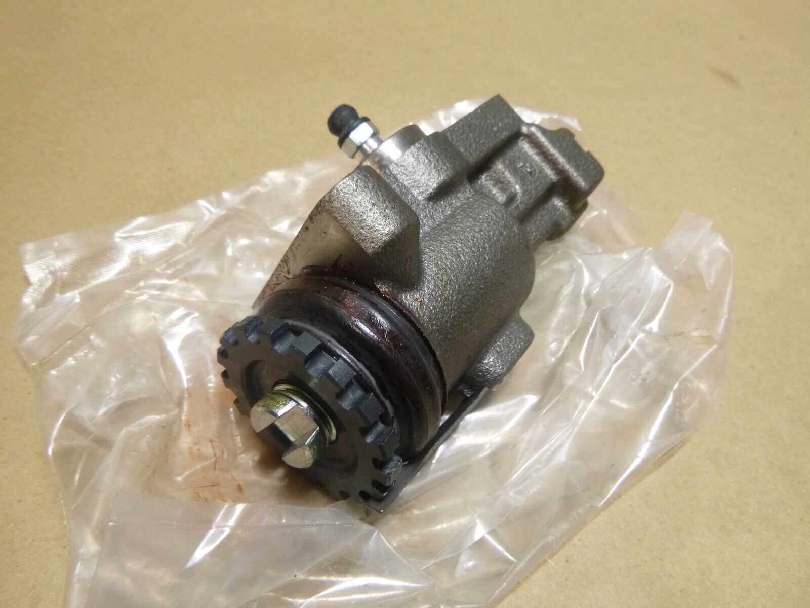 Genuine Hyundai OEM 58120-45201 BRAKE CYLINDER ASSY - LEFT FRONT 5812045201 | Replacement Truck Parts, Trailer Accessories, Automobile Supplies, Car Parts &amp; Accessories