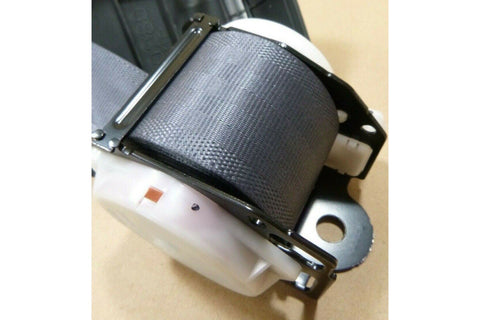 GENUINE TOYOTA HIACE 1999 - 2006 REAR RH SEAT BELT NO.2 TK - ABO - EF487 73560 - 26210B1 - Royal Equipment Royal Equipment