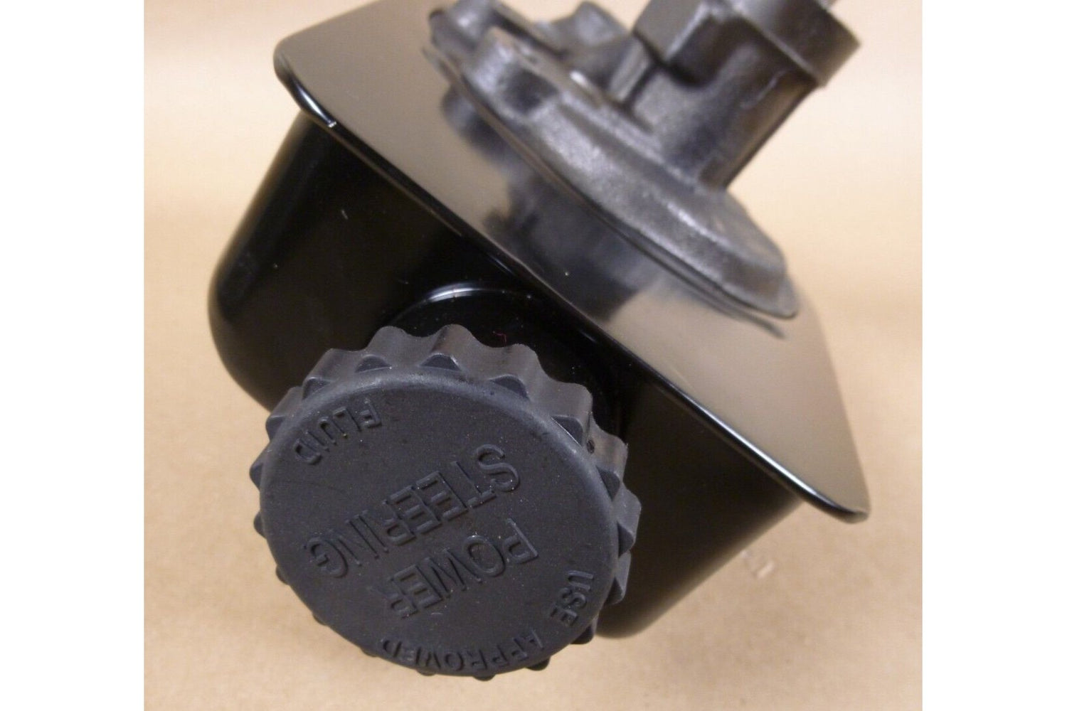 HMMWV Humvee M998 Power Steering Pump RCSK18330 5583754 12339495 5583754 | Genuine HMMWV Replacement Parts and Military Surplus Humvee Parts &amp; Accessories