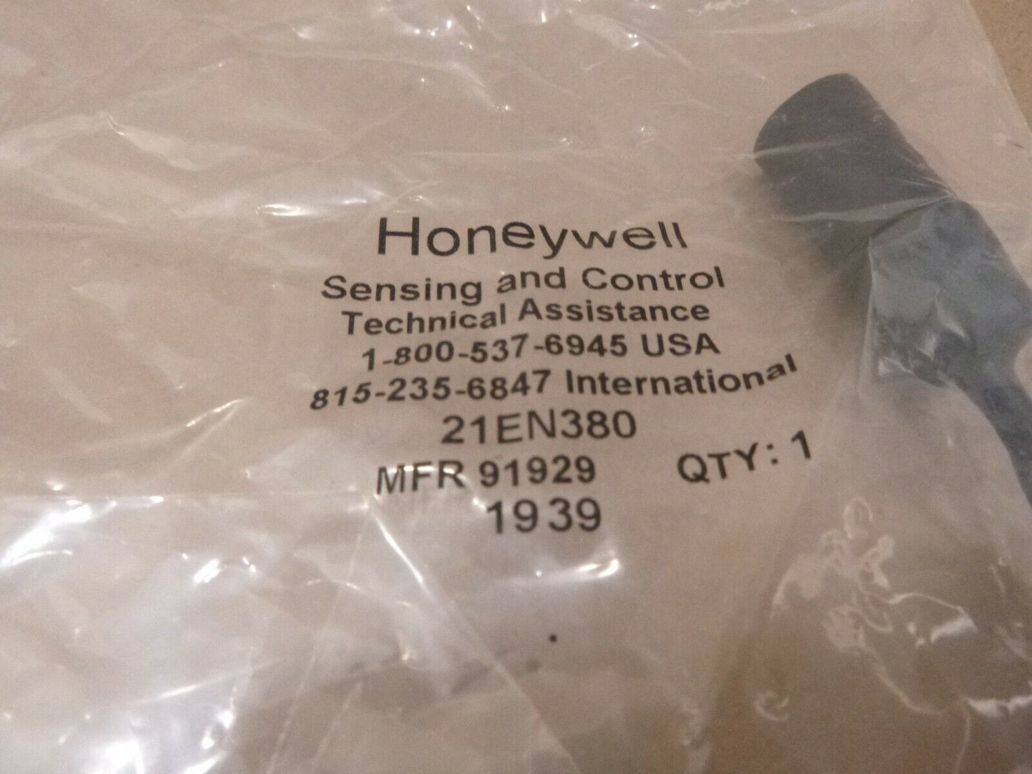 HONEYWELL 21EN380 PUSH SWITCH 12307598 BFVS , 5930-01-110-4213 | Electrical MRO Replacement Parts &amp; Components and Commercial Electrical Supplies Company