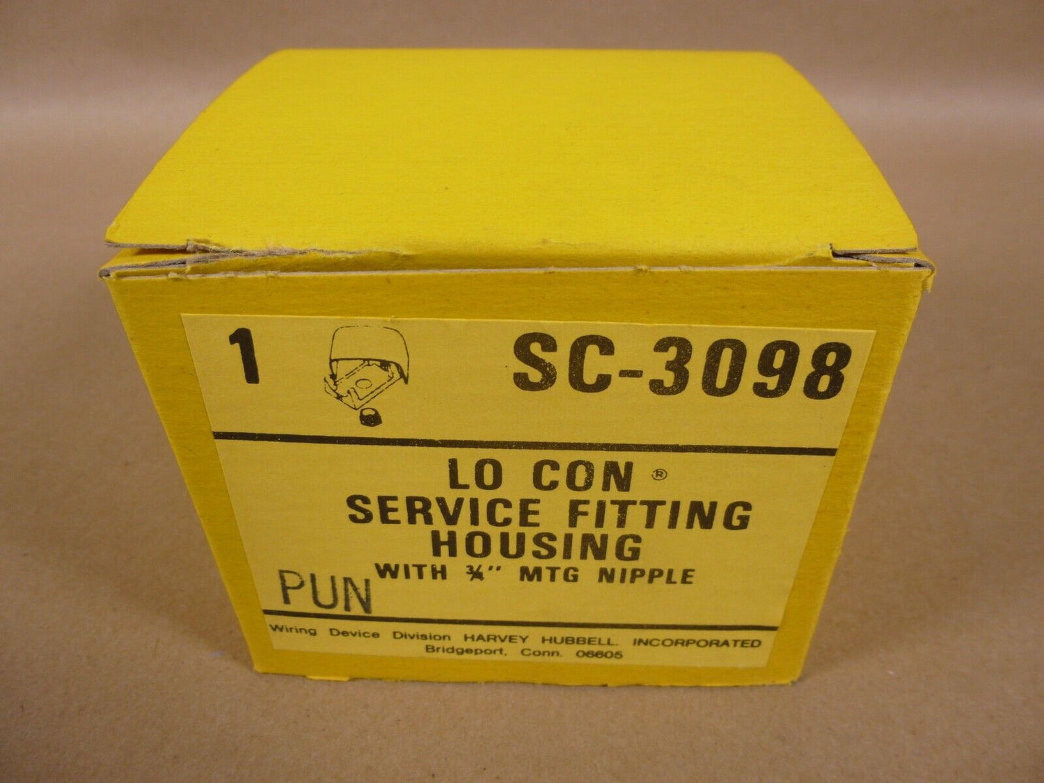 Hubbell SC3098 Lo-Con Service Fitting Aluminum Housing 3/4 inch Nipple Included | Electrical MRO Replacement Parts &amp; Components and Commercial Electrical Supplies Company
