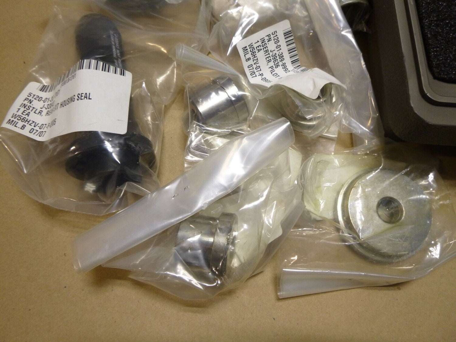 Humvee M998 M1097 Transfer Case Repair 17 Pc. Tool Kit 57K0236 Kent Moore J43699 | Industrial MRO Tools and Replacement Industrial Equipment Components