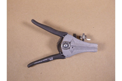 Ideal Stripmaster 45-175 Wire Stripper W/ L-5564 Blade Set 26-30 GA. | Industrial MRO Tools and Replacement Industrial Equipment Components