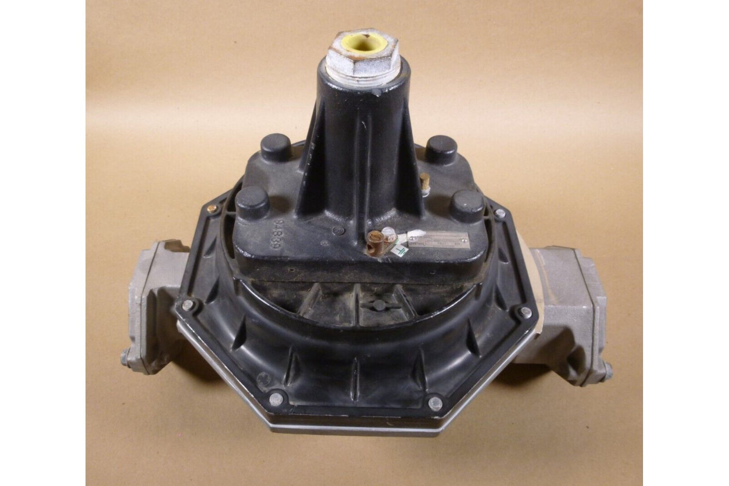 Ingersoll Rand ARO SB20A-ASP-T Pulsation Dampener , 2" NPT , 120PSI | Industrial MRO Replacement Parts, Manufacturing Machine Parts &amp; Components, Heavy Equipment Parts Supplier
