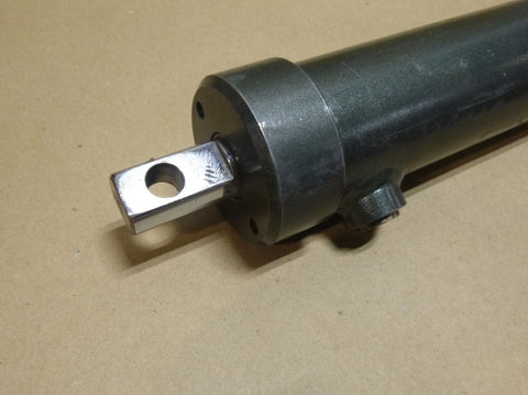 Komatsu Forklift Fork Positioner Hydraulic Cylinder 1125532C1, 3930 - 01 - 185 - 8277 - Royal Equipment KOMATSU