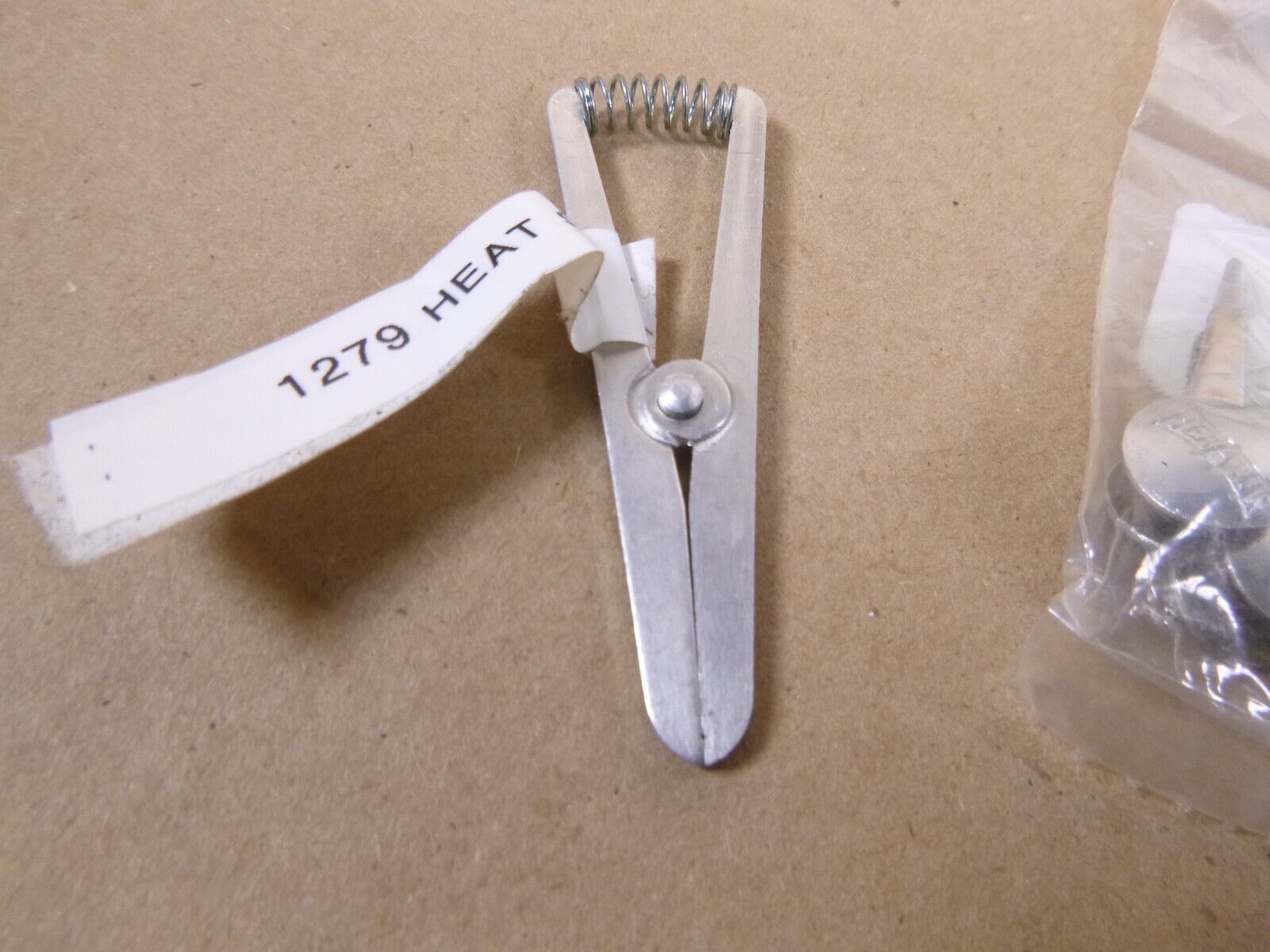 (Lot of 5) Hexacon HS-30A Heat Sink - Removes heat from delicate components | Industrial MRO Replacement Parts, Manufacturing Machine Parts &amp; Components, Heavy Equipment Parts Supplier