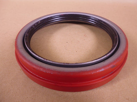 M - ATV HEMTT LVSR Hub Seal National , 1516140 , B370121BGR , 5330 - 01 - 517 - 9793 - Royal Equipment NATIONAL