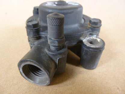 M915 M916 Series Truck Dana Spicer 676220 Fluid Pressure Regulating CTIS Valve | Replacement Truck Parts, Trailer Accessories, Automobile Supplies, Car Parts &amp; Accessories