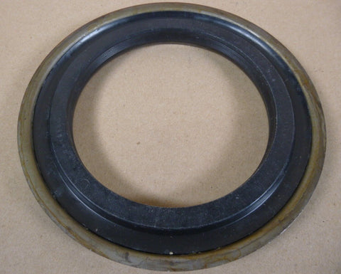 M939 Hub Seal PN 4591SCR 5330 - 01 - 271 - 9410 GMT900 939A2 2.5 TON A - 1205 - Z - 2132 - Royal Equipment NATIONAL