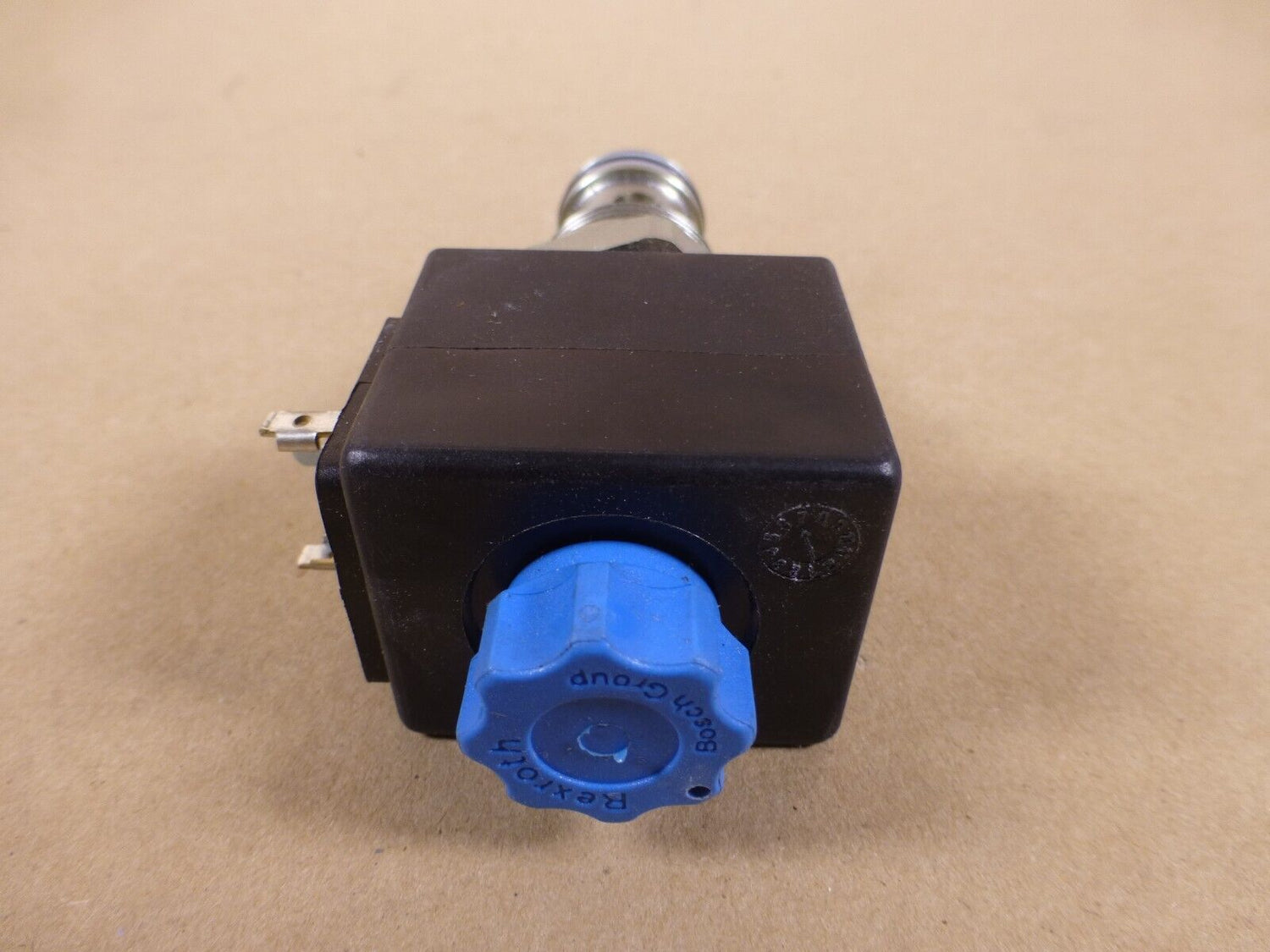 M9ACE SOLENOID VALVE 12496925 REXROTH 24 VOLT , 4810-01-536-2997 | Industrial MRO Replacement Parts, Manufacturing Machine Parts &amp; Components, Heavy Equipment Parts Supplier