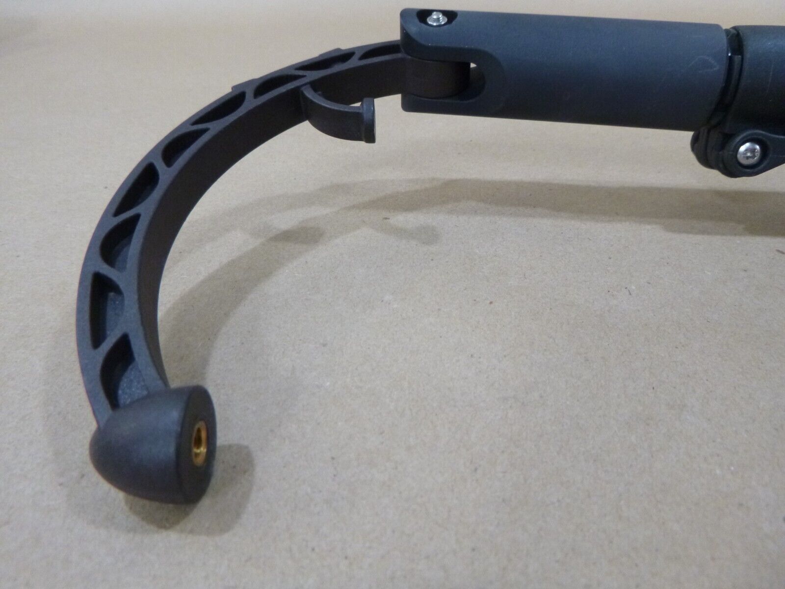MED-ENG HAL82 EXTENSION SHAFT 3040-99-863-4722 | Industrial MRO Tools and Replacement Industrial Equipment Components