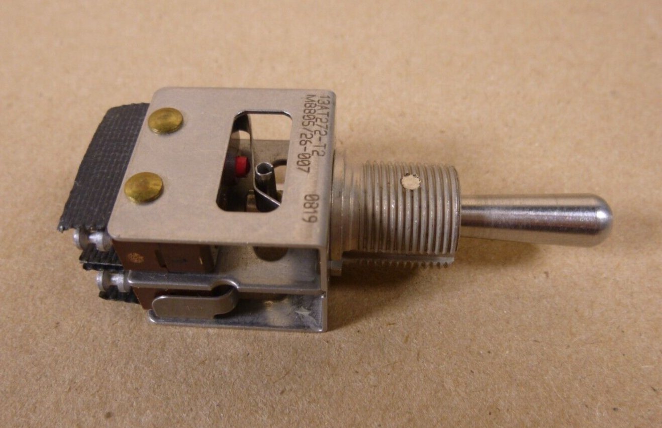 MICRO SWITCH M8805/26-007 TOGGLE SWITCH 2 POLE, DOUBLE THROW 3-POS 13AT272-T2 | Electrical MRO Replacement Parts &amp; Components and Commercial Electrical Supplies Company