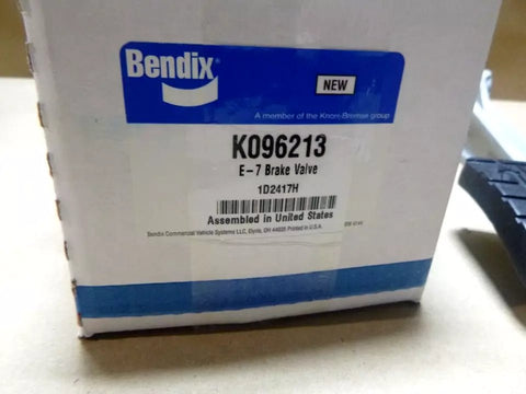 New Bendix K096213 E - 7 Dual Foot Brake Valve w/ K102832 Pedal Assembly - Royal Equipment Bendix