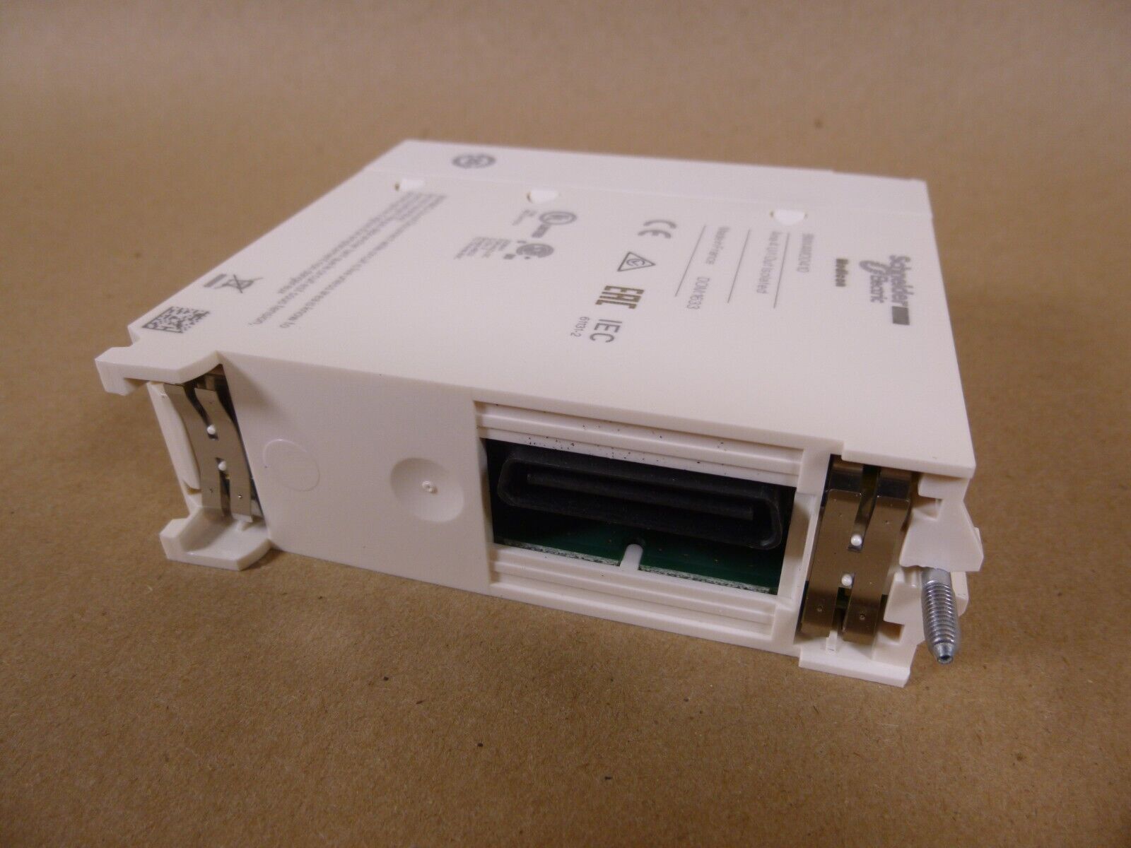 NEW BMXAMO0410 Schneider Electric Modicon 408157 | Electrical MRO Replacement Parts &amp; Components and Commercial Electrical Supplies Company