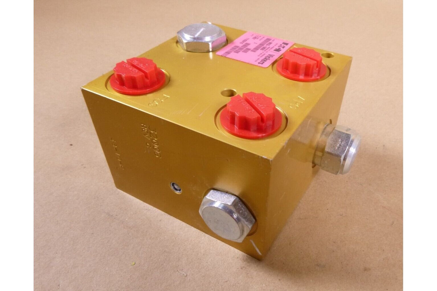 New Eaton Vickers MCD-3893 Hydraulic Manifold M1070 , NSN 4810-01-484-6481 | Industrial MRO Replacement Parts, Manufacturing Machine Parts &amp; Components, Heavy Equipment Parts Supplier