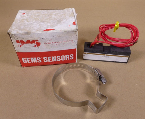 NEW Gems Sensors 86435 Switch and Clamp Assembly - Royal Equipment GEMS SENSORS